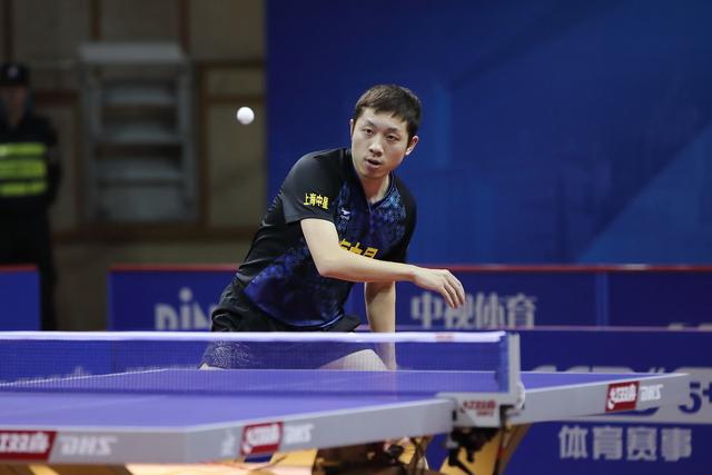 她继承的中 她继承的中