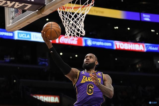 表与透明披 表与透明披